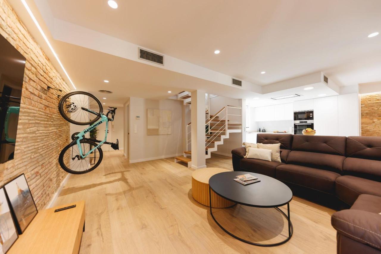 Bravissimo Cort Reial Duplex, Spacious With 3 Bedrooms Gerona Exterior foto